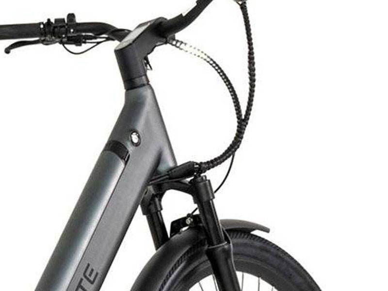 Hybrid CSC down-tube battery access panel