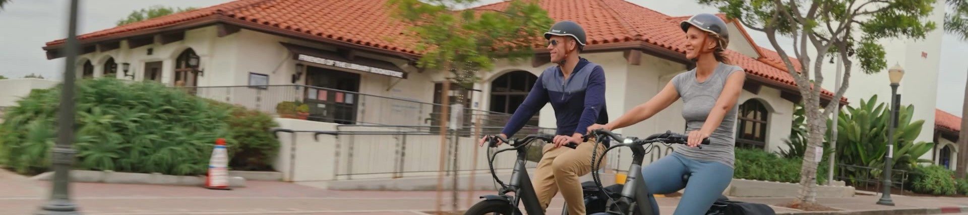 Rider trying a FavoriteBikes Hybrid CSC commuter e-bike